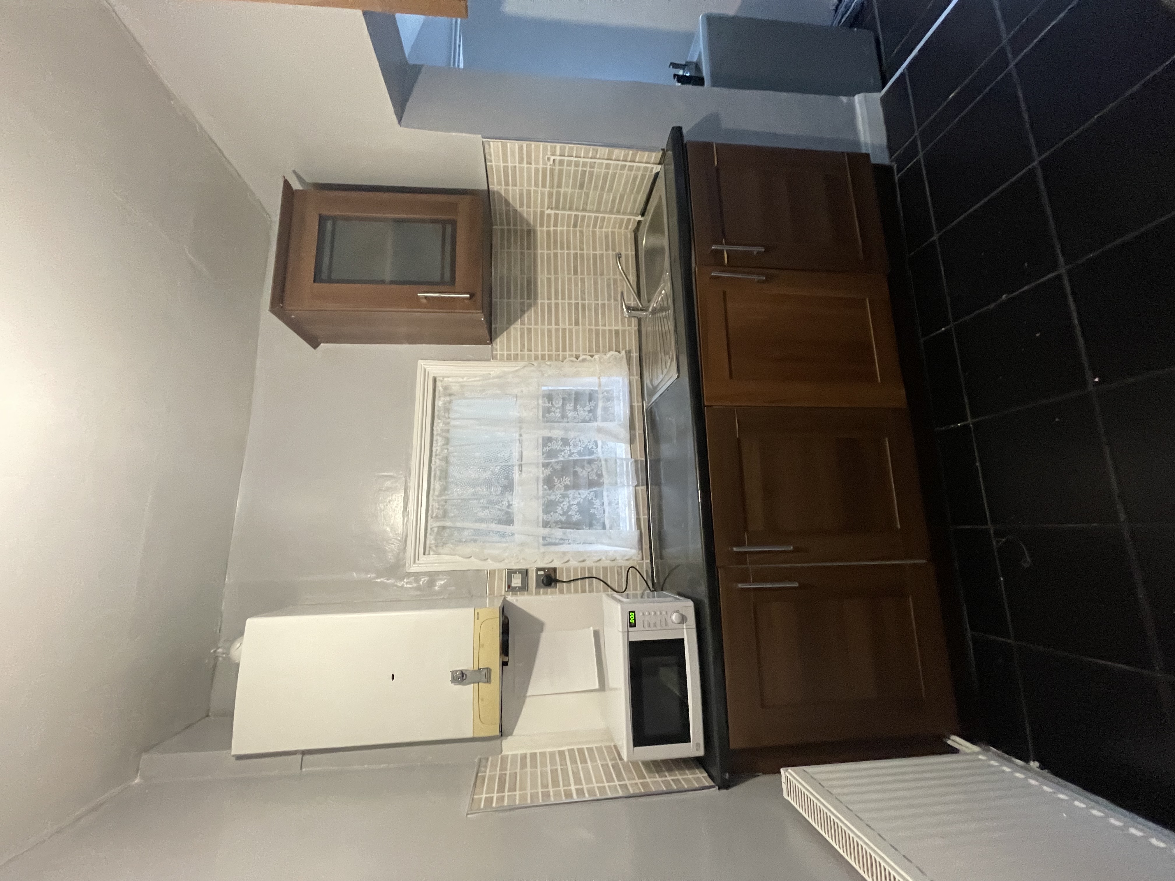 🌟 Large Double Room – Albert Square, Stratford/Maryland (E1