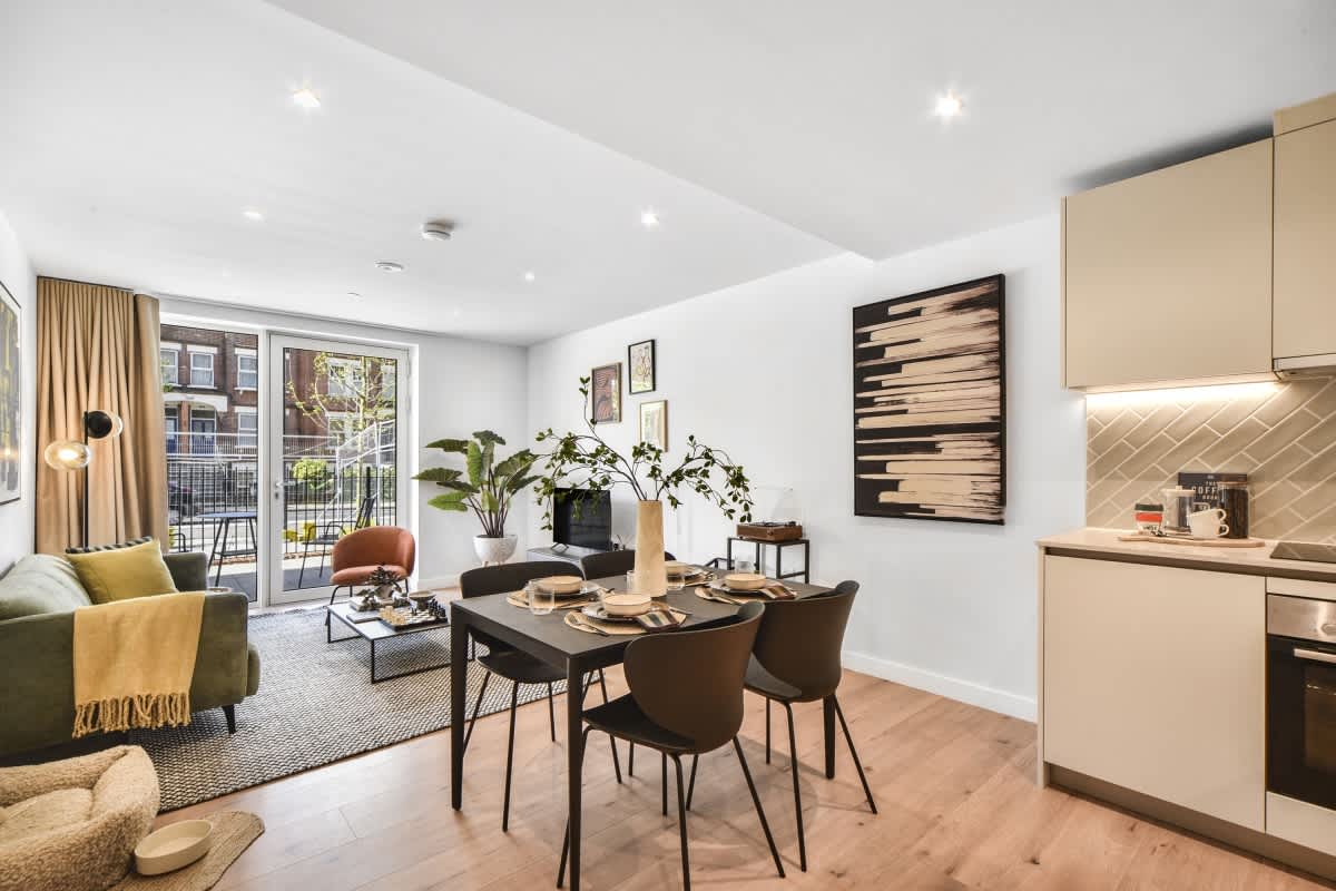 1 Bed Flat with Balcony Terrace - Pet-Friendly!