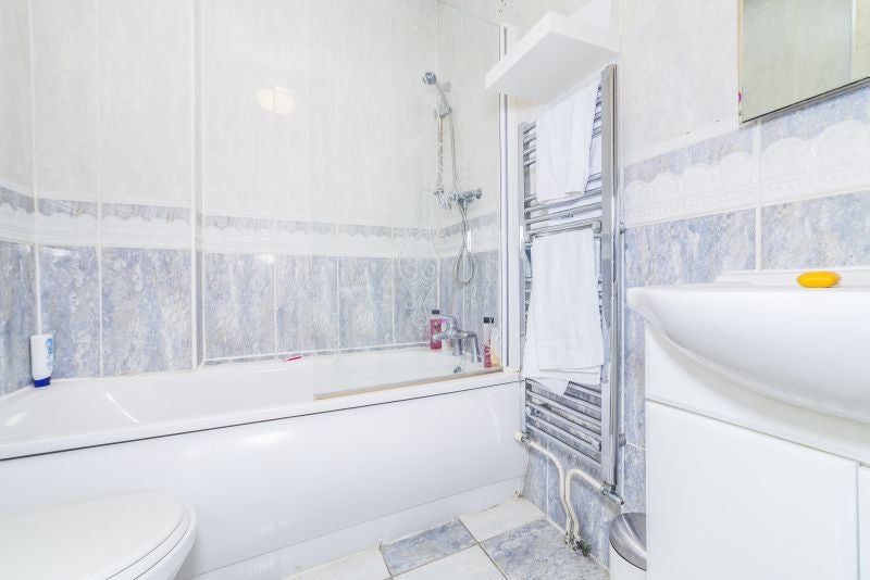 Beautiful Furnished Double Room in a Modern 4-Bed