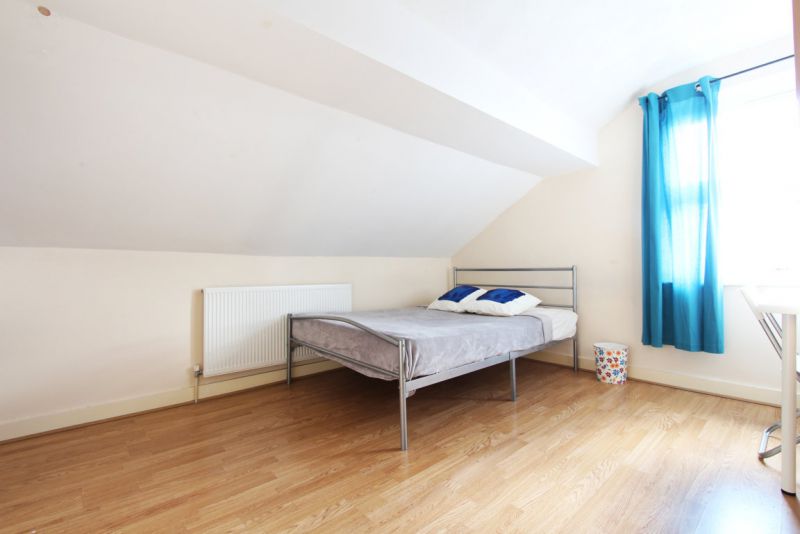 Double cozy room in Room In Stratford