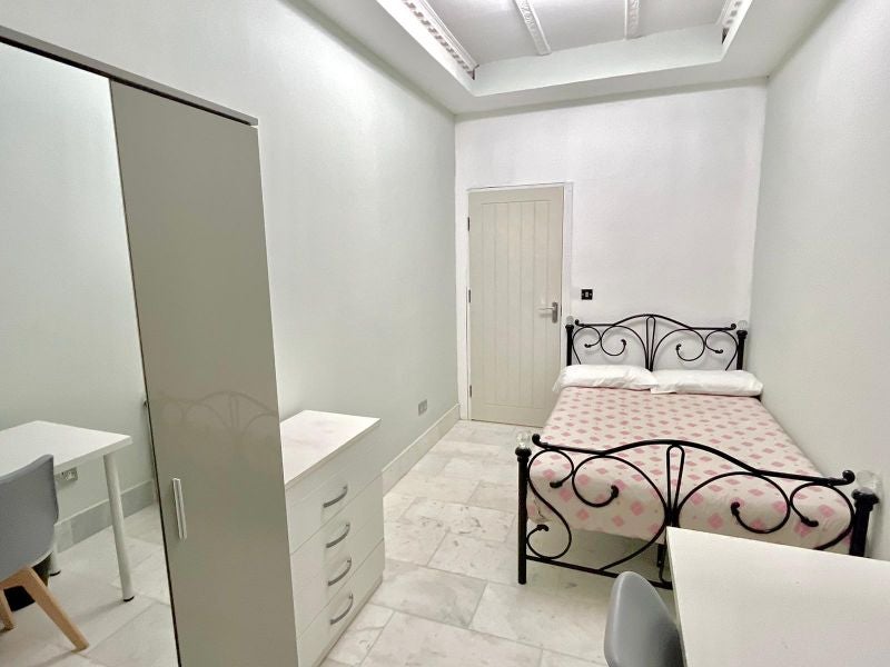 ✨Amazing & Beautiful Room a in Finchley
