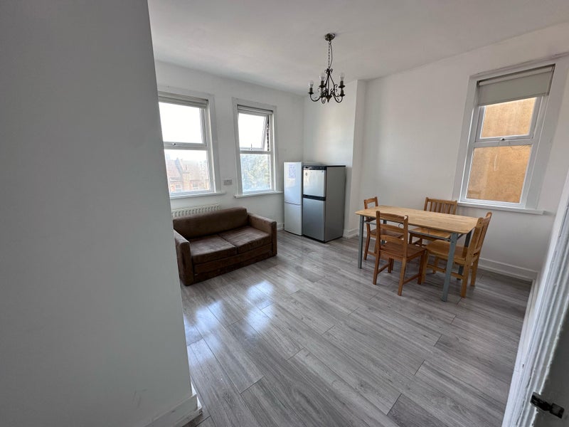 Double room near Downhills Park