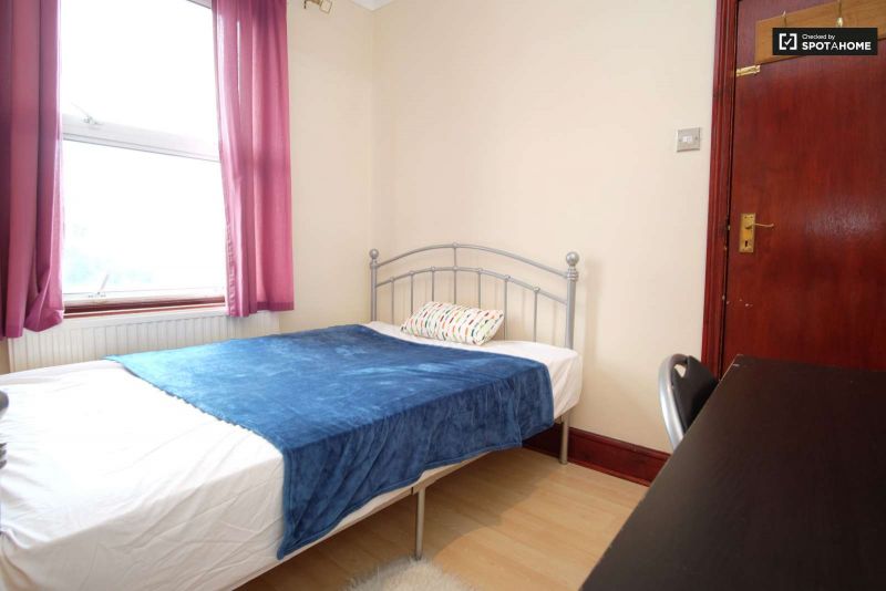 Double room near  Granleigh road