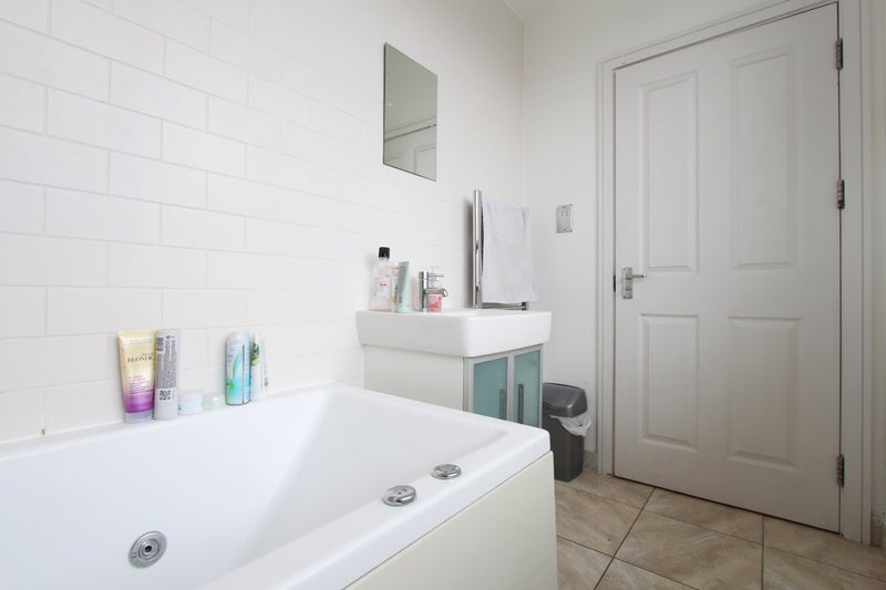 Fantastic Room! Great Views! Terrace! Limehouse