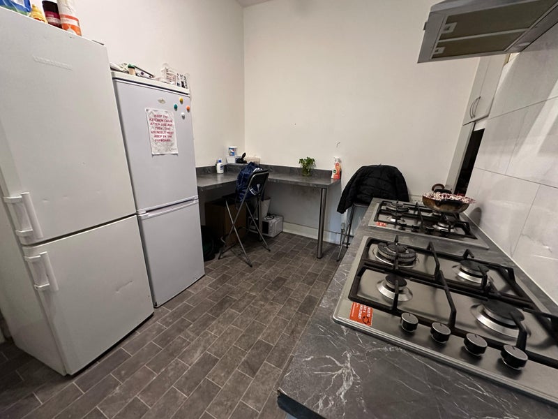 ++Room for 2 Person+ Single in North ! Bills Incl