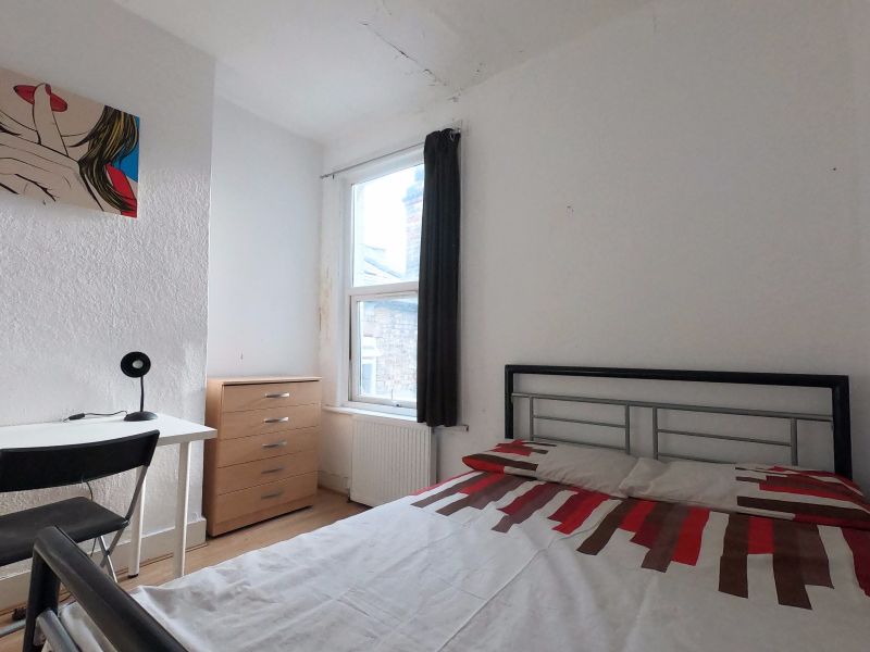 Double room in Abbotsford Avenue