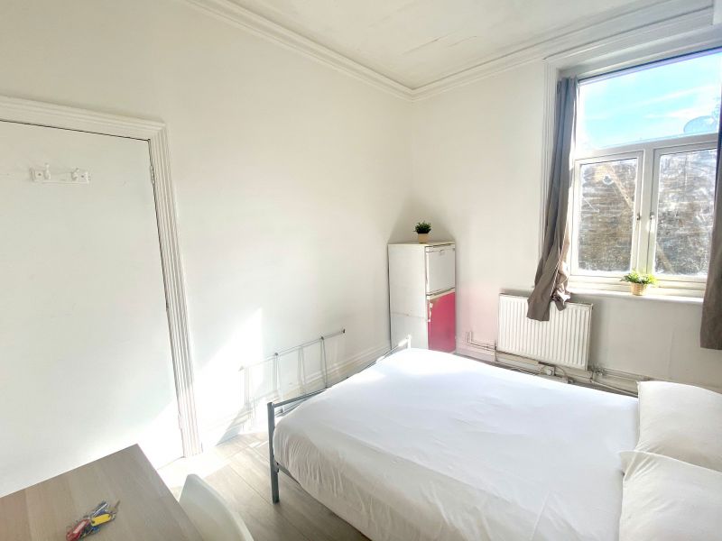 Double room near Kilburn High Road