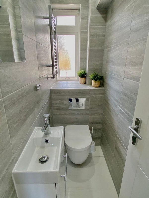 Semi- Ensuite Room In 3 Bed Flat!