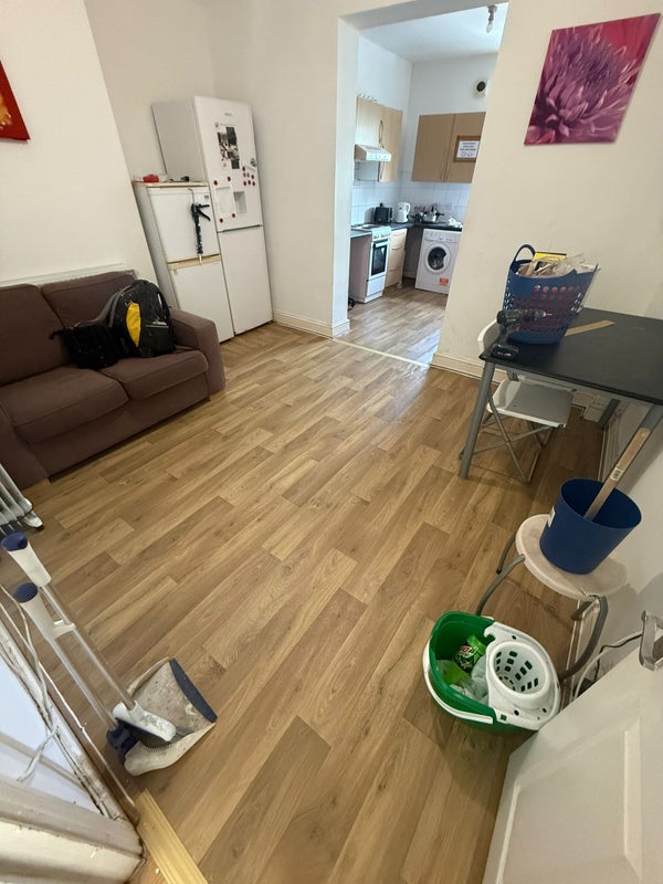 👉Spacious Room in E7! Near Stratford!