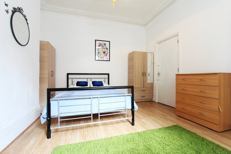 Fantastic ! 2 Rooms Same House! N15 / Bills Includ