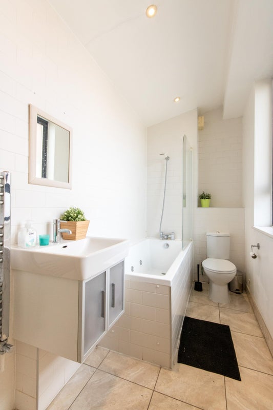 Double room near  Limehouse