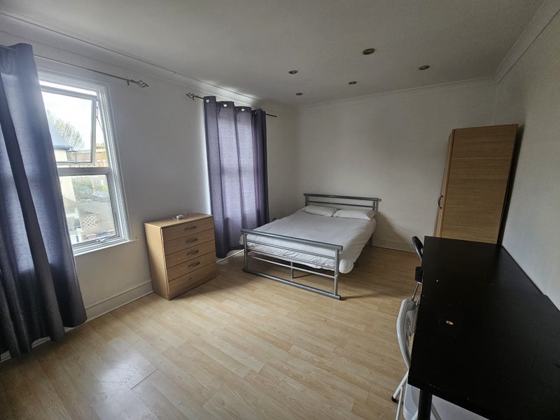 🏡Big Room / Friendly House /Leytonstne Bill In