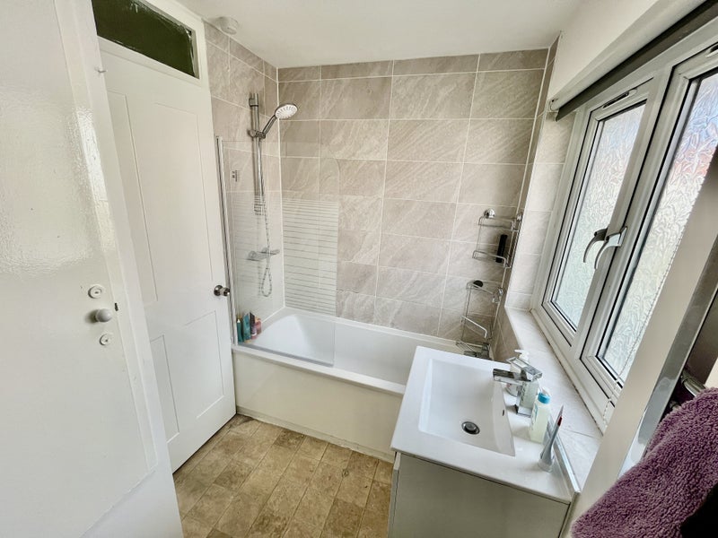 Spacious Room Near Brixton & Stockwell