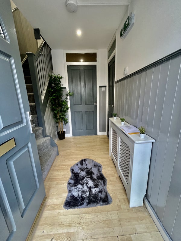 Spacious Room Near Brixton & Stockwell