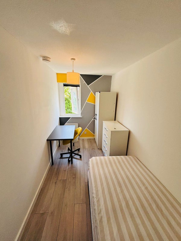 Spacious Room Near Brixton & Stockwell