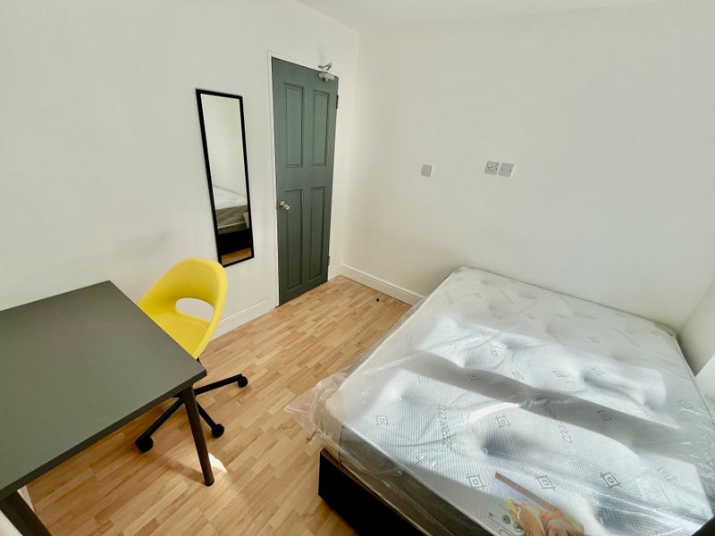 Spacious Room Near Brixton & Stockwell