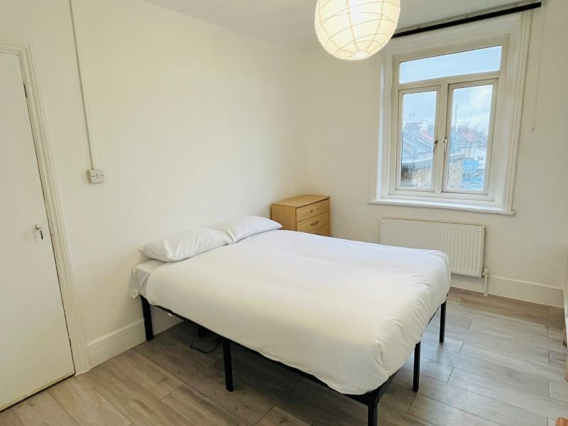 Big &Furnished in Kilburn/ View Today Bills Incl!
