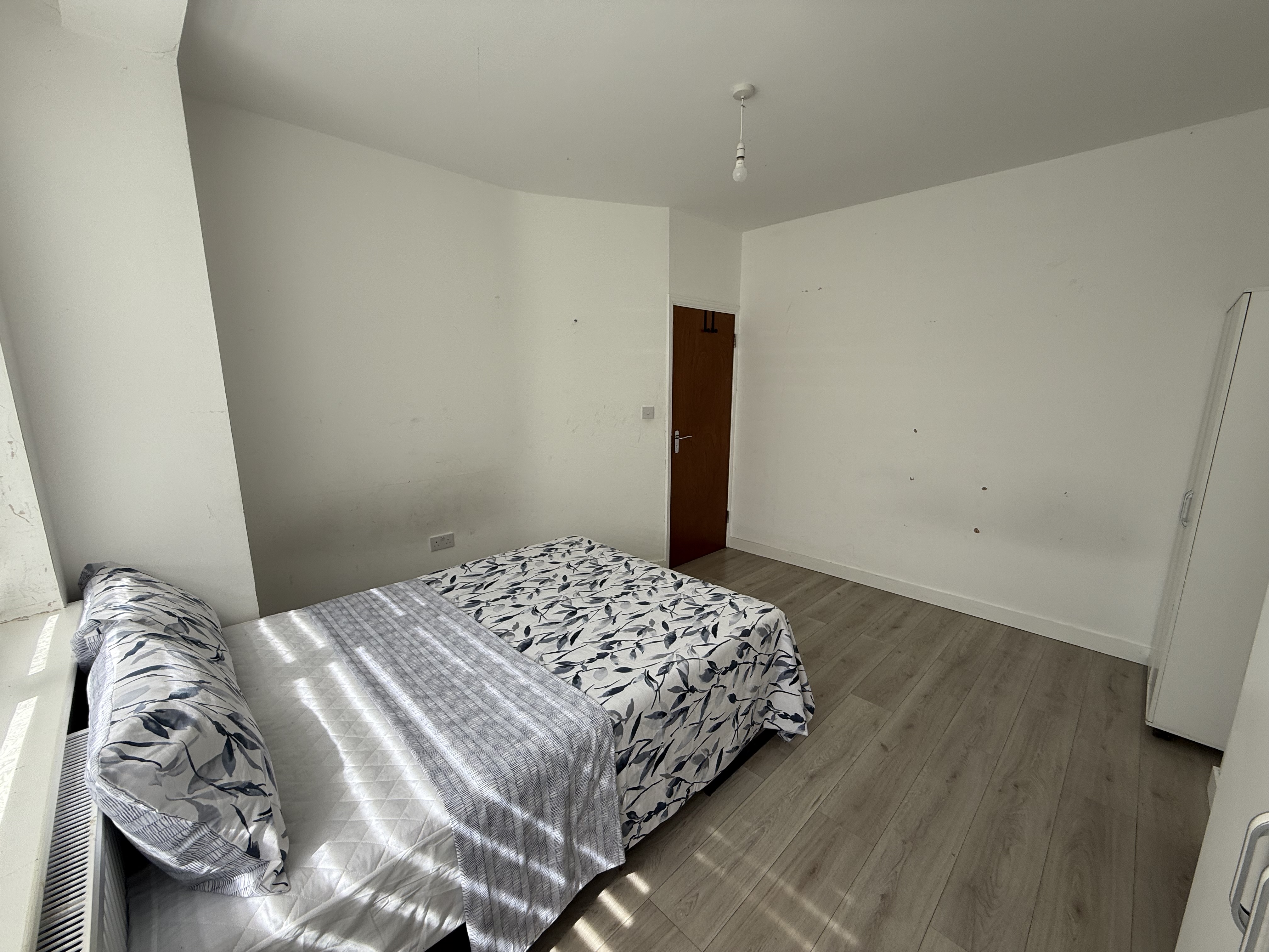🌟 Double Room – Devonshire Hill Lane, Wood Green (N17 7NH)