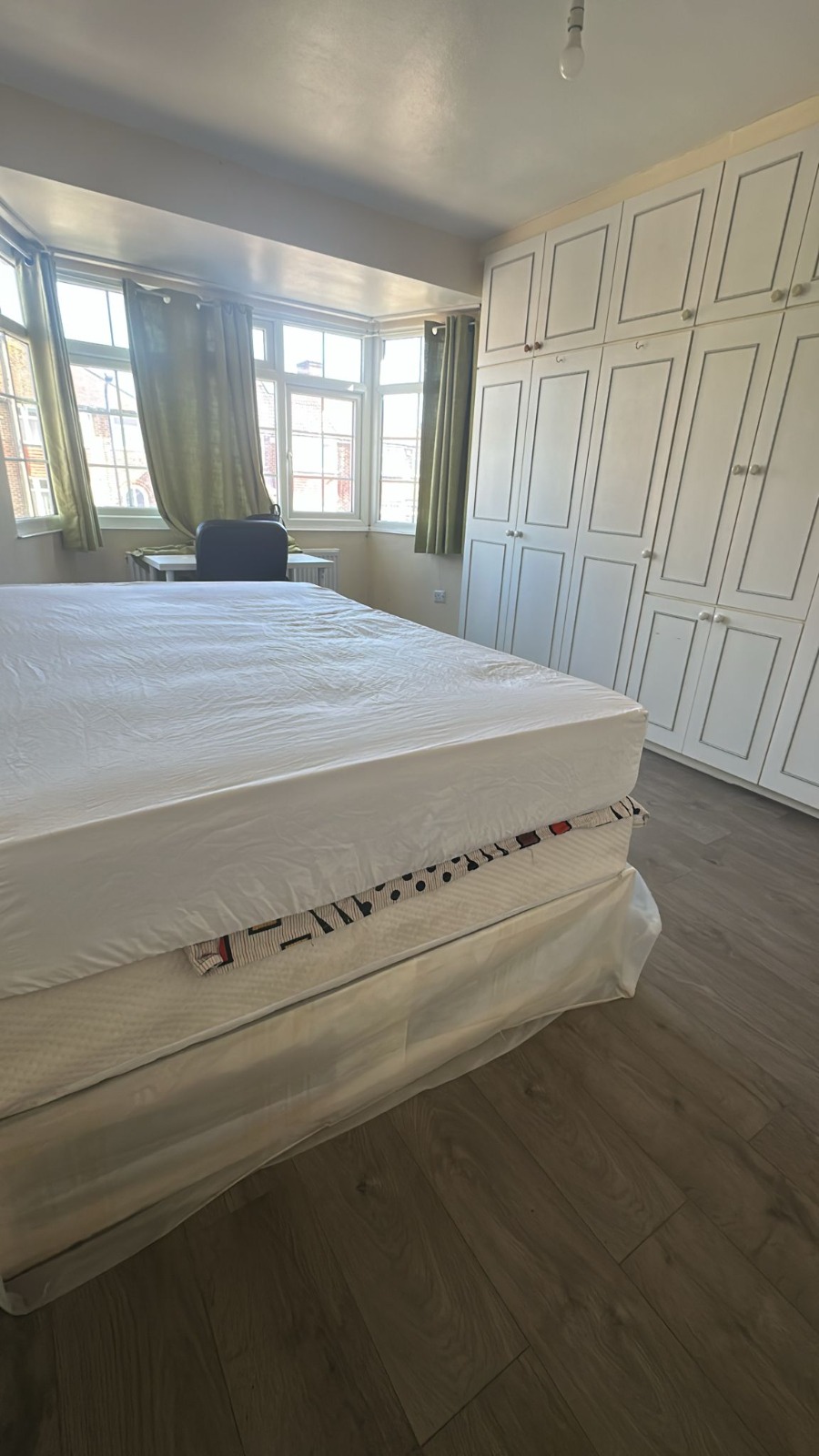  Single Room Available – Whitby Gardens, NW9 9TU 🌟  