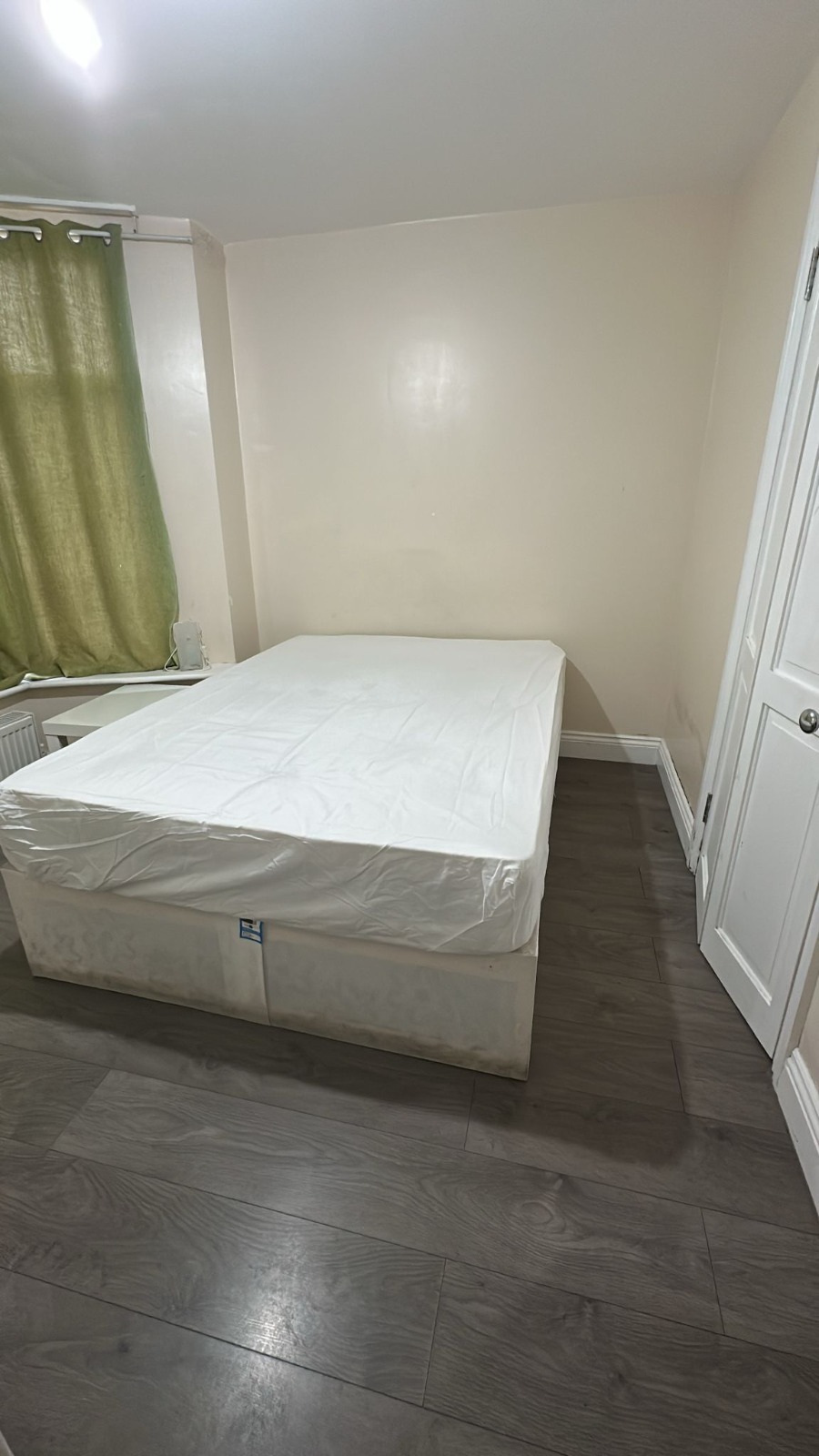 Comfortable Double Room – Eltham SE9 5NA📍 219 Eltham Palace