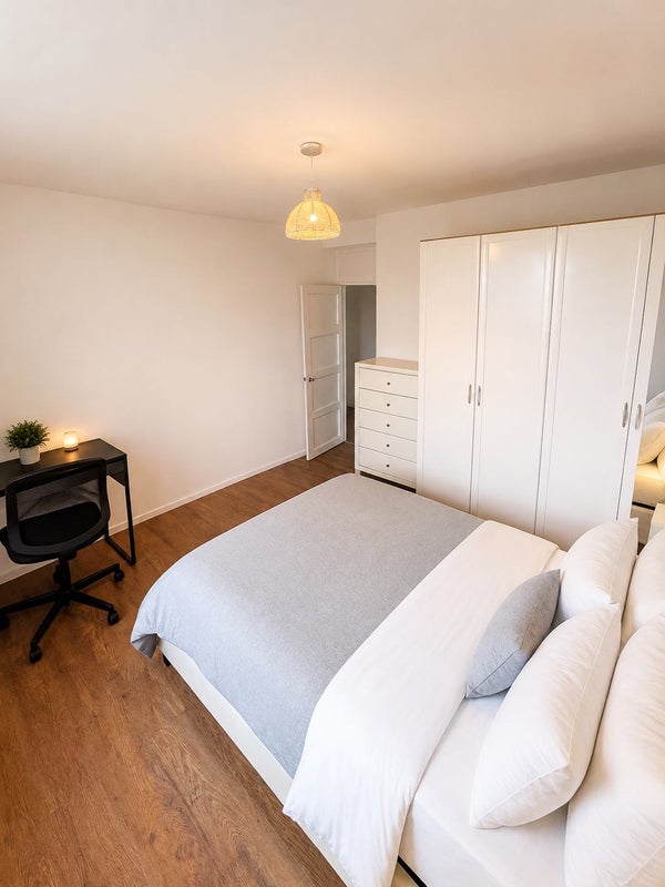 ⭐Big Double Room Bow / 15 Min to Central London
