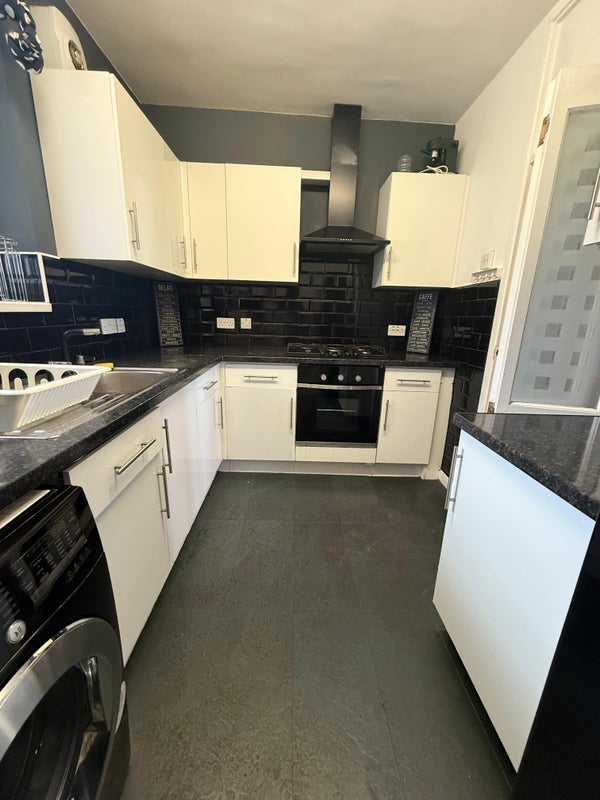 ⭐Big Double Room Bow / 15 Min to Central London