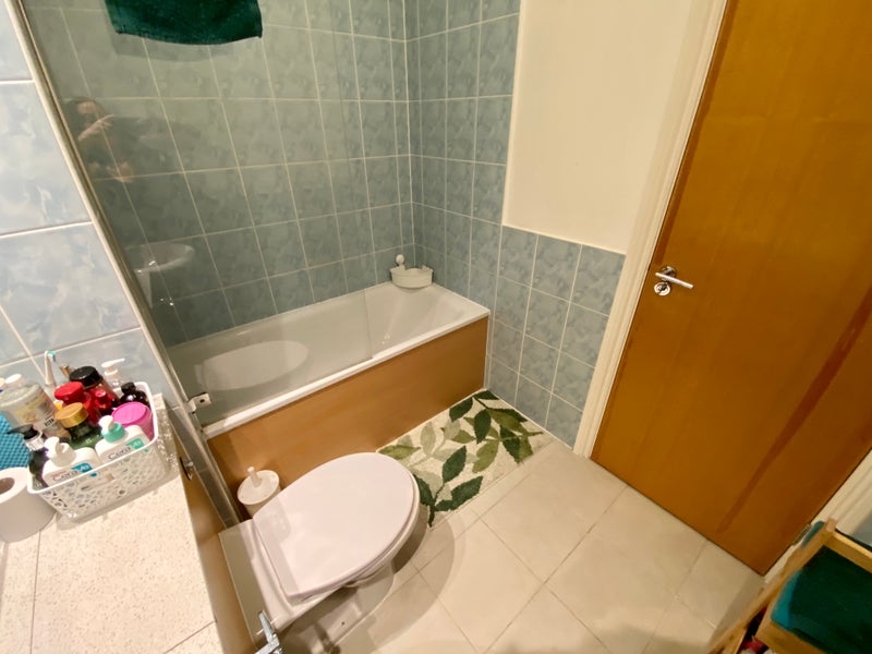 Double Room in Shared Flat – Crossharbour, E14