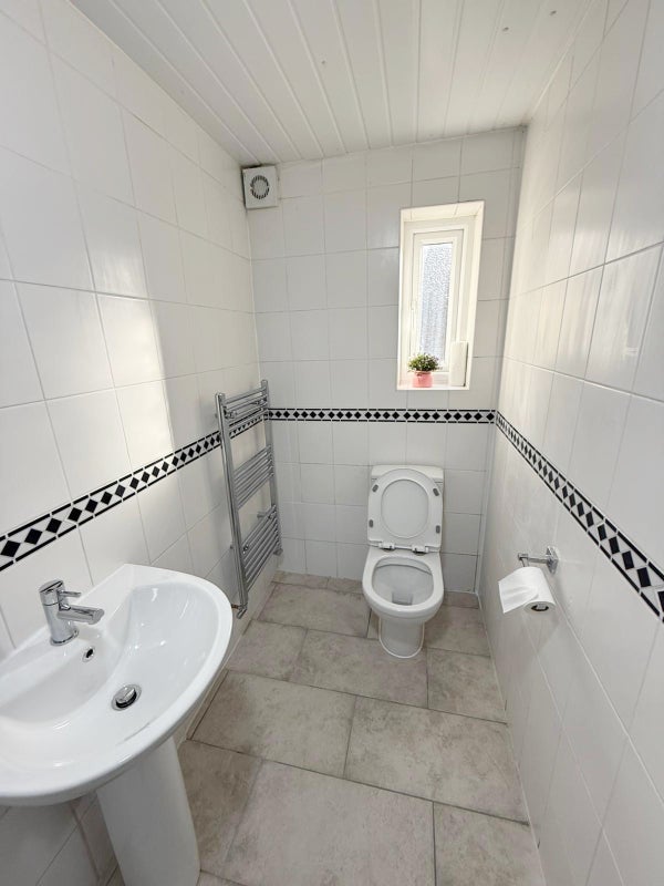 Doubles Bright Rooms in Stratford