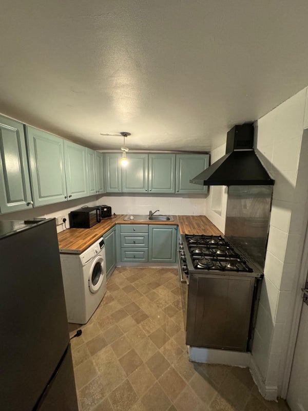 2 Double Rooms in Ratcliff