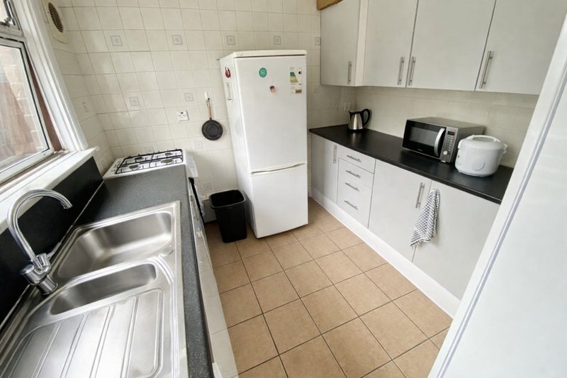 2 Rooms Available in Islington