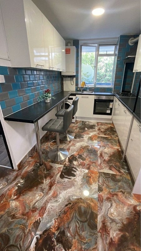 Big Double in Wapping / Newly Renovated Flat