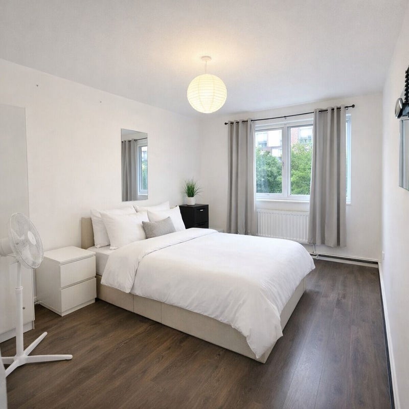 ⭐Big Rooms Newly Refurbished Flat / Wapping