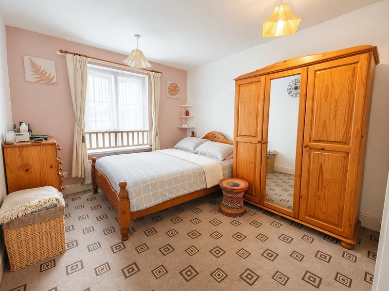 Professional House Share in Whitechapel