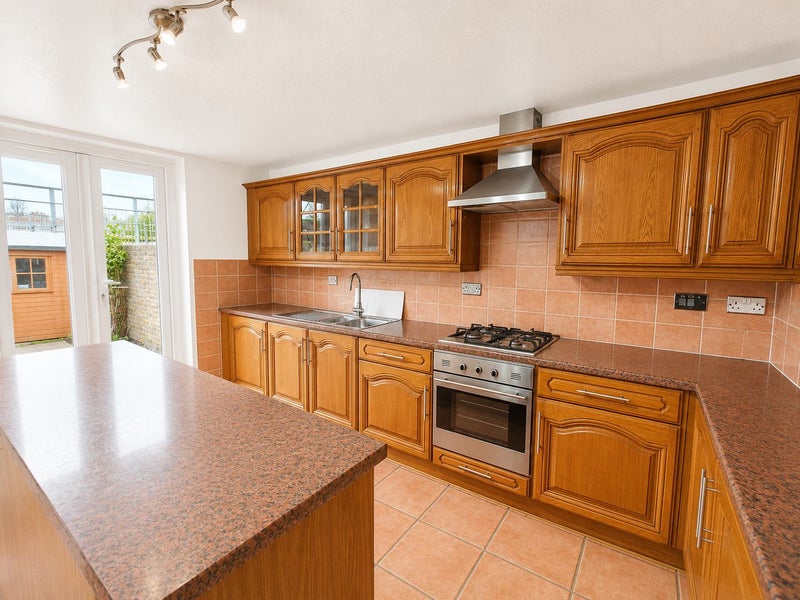 Professional House Share in Whitechapel
