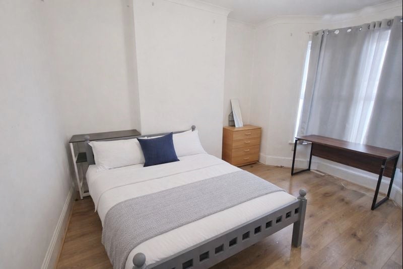 Double Room in Stratford 20 Min to Central London