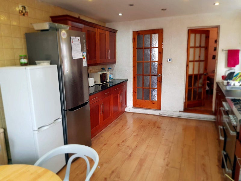 Double Room Close to Plashet Park