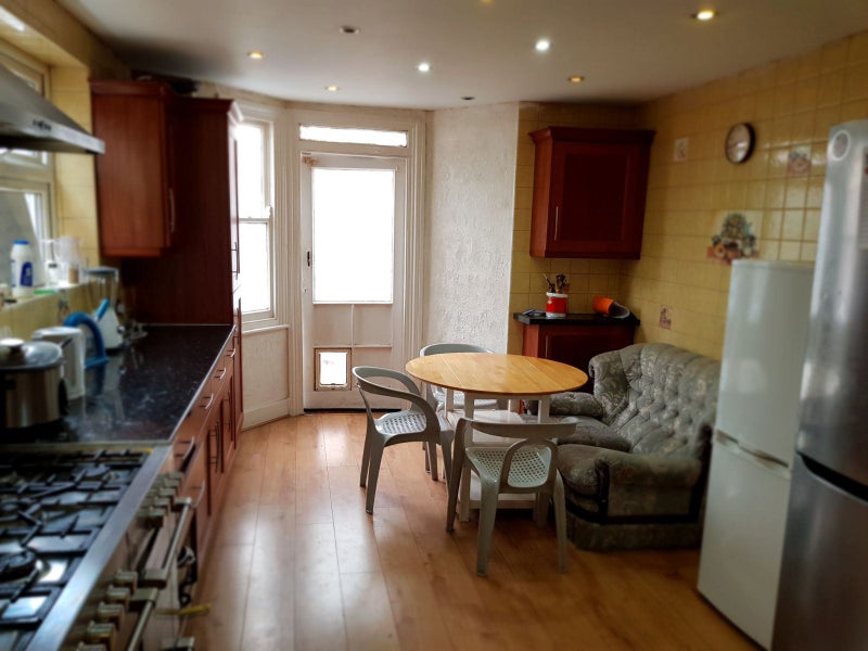 Double Room Close to Plashet Park