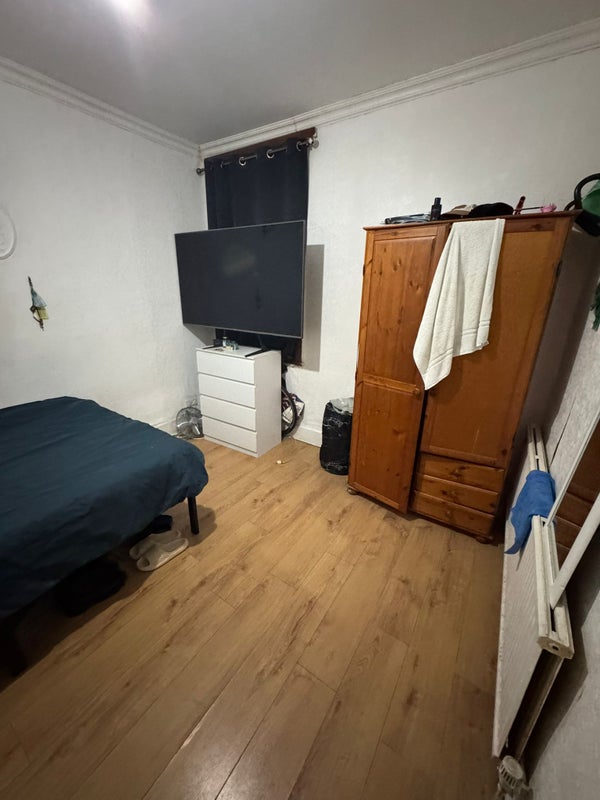 Double Room Close to Plashet Park