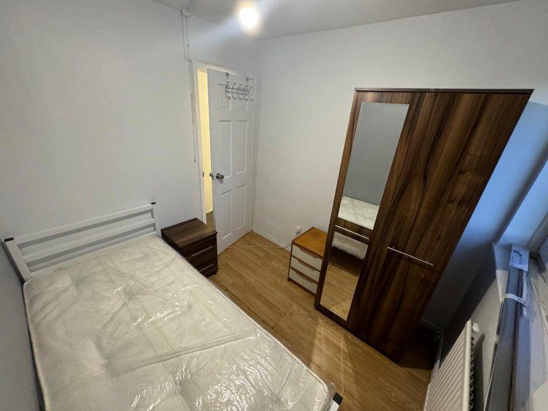 Double room in Tower Hamlets