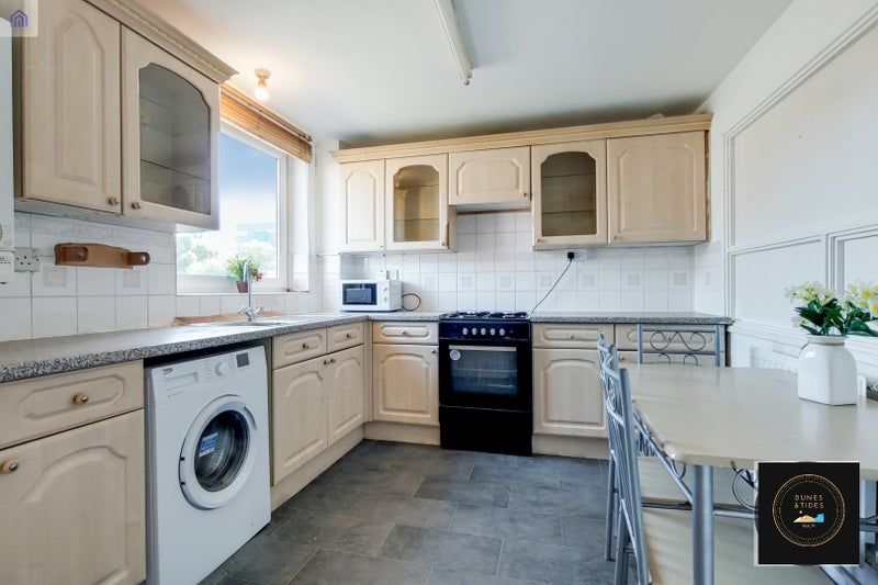 Bright Double Room 10 Min to Whitechapel