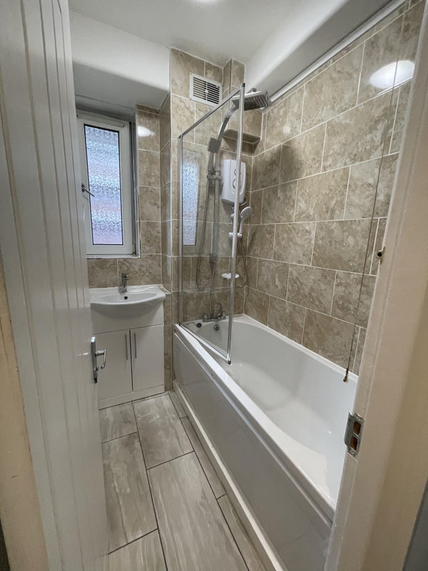 Bright Rooms Brick Line - Liverpool Street