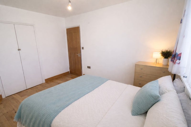 Double room close to Victoria Park