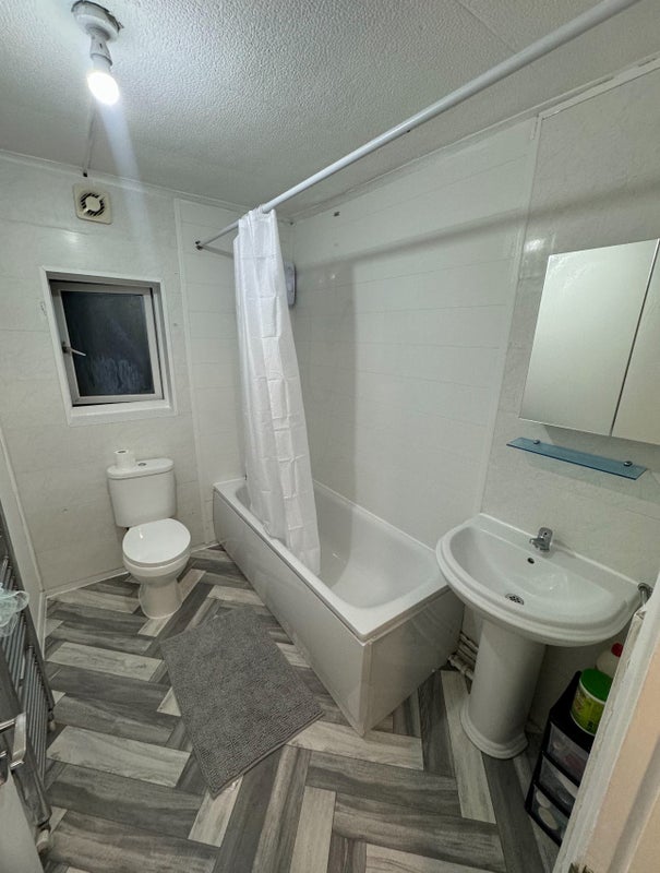 amazing double room in Plaistow