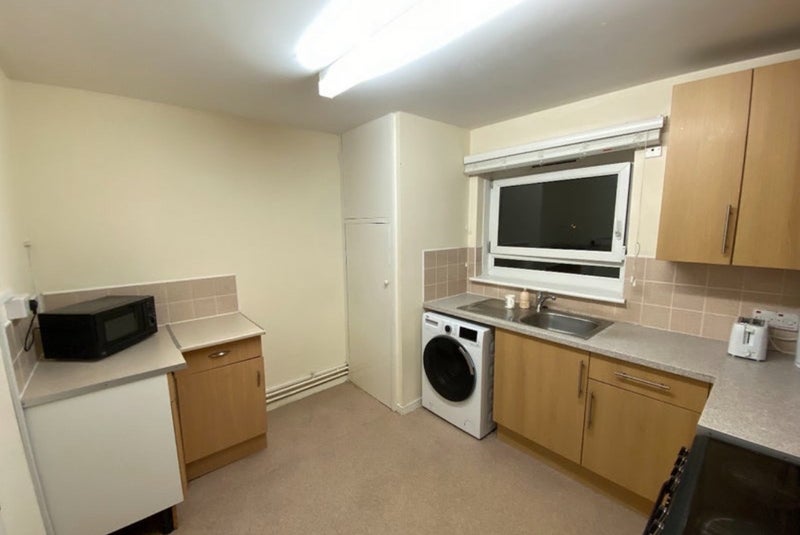  doubles room close to Bow Common