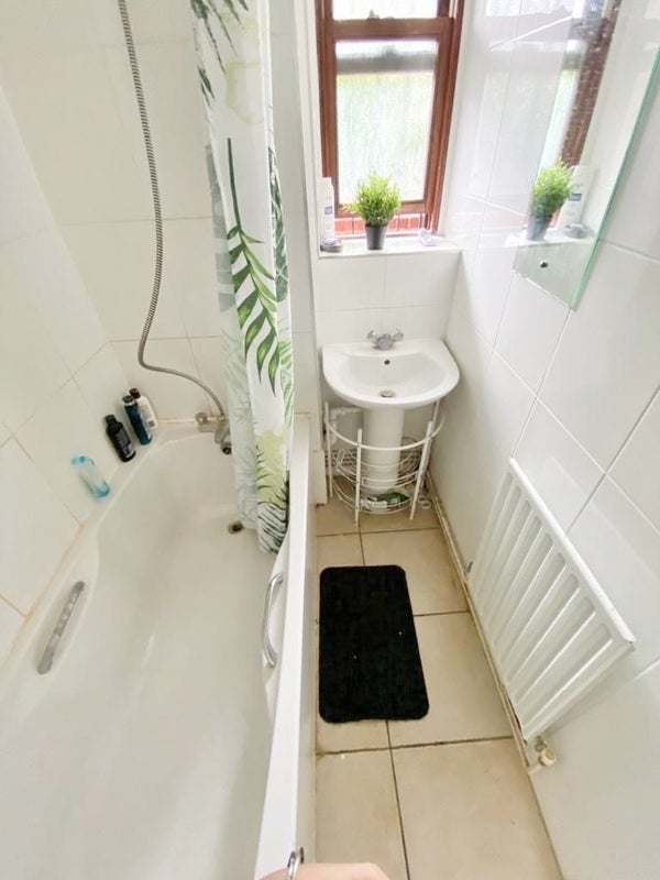 Double Room near Central London / Oval