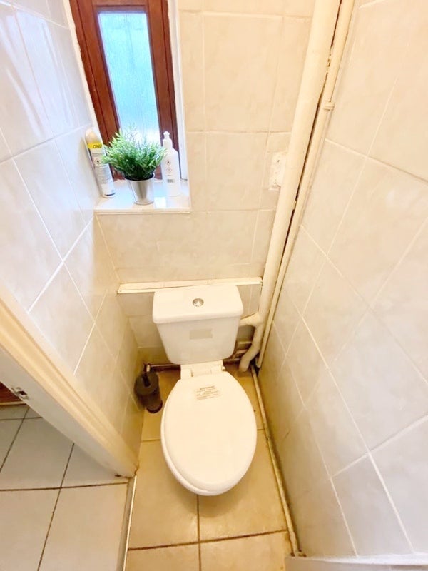 Double Room near Central London / Oval