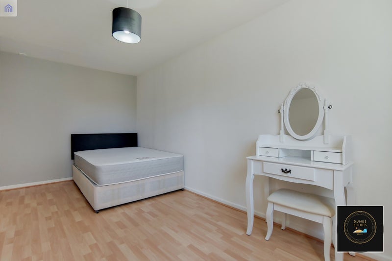 rooms near Liverpool Street