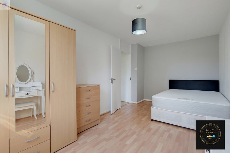 rooms near Liverpool Street