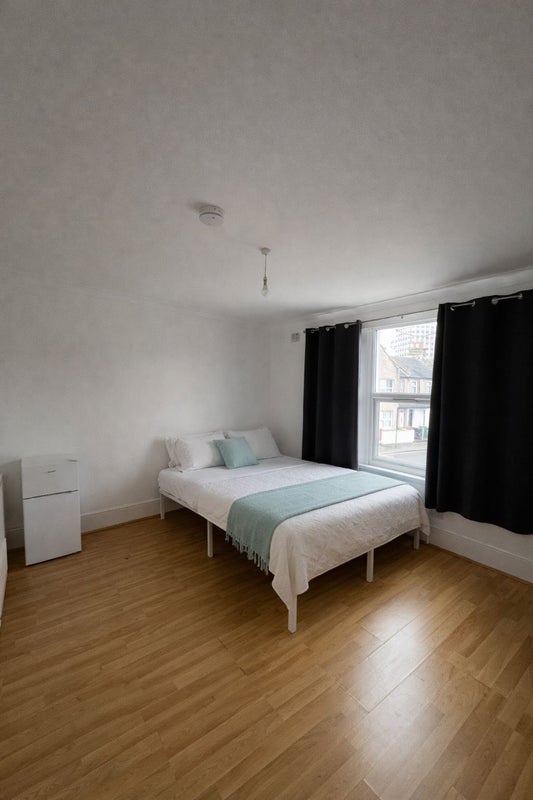 Fully furnished Double Rooms near Stratford