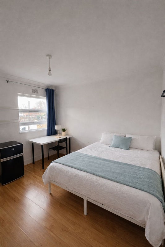 Fully furnished Double Rooms near Stratford